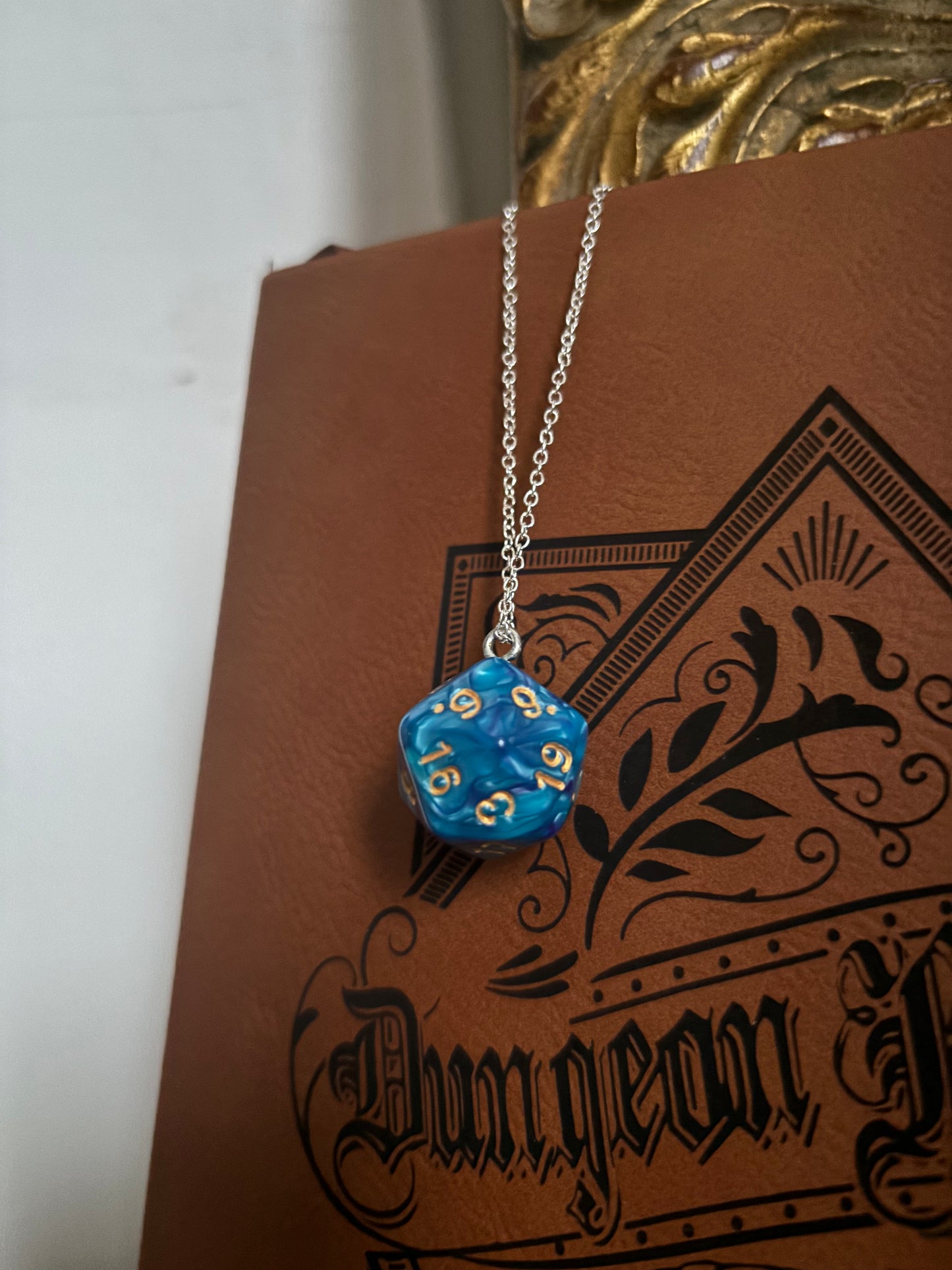 The Dungeon Masters gift box (small)